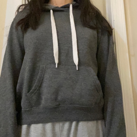 Dark grey sweatshirt | w hoodie and pockets - Picture 4 of 4